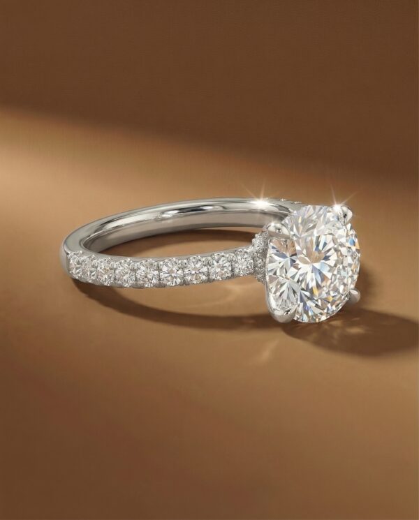 แหวนหมั้น-เพชรแท้-Pave-Band-Hidden-Halo-kos-jewelry