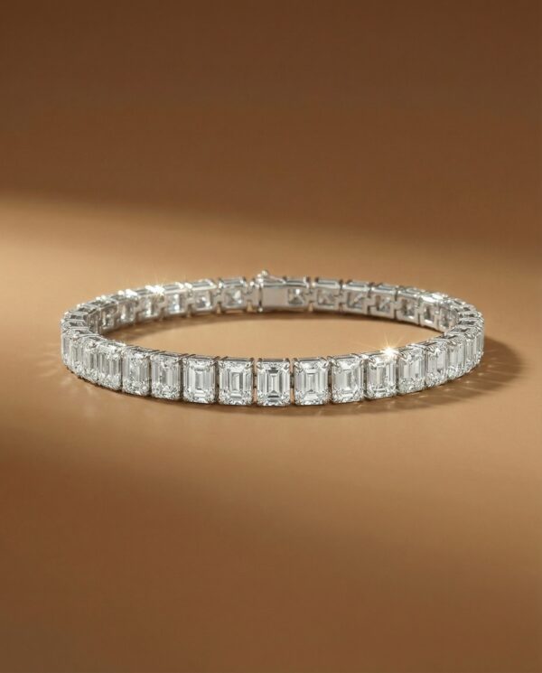 สร้อยข้อมือเพชร-Emerald-cut-Tennis-Bracelet-ทองคำขาว