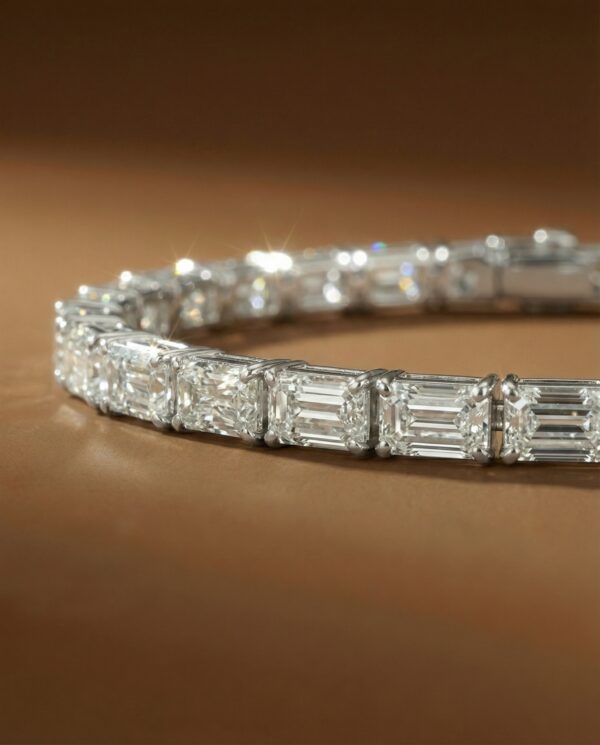 สร้อยข้อมือเพชร-Emerald-cut-Tennis-Bracelet-ทองคำขาว
