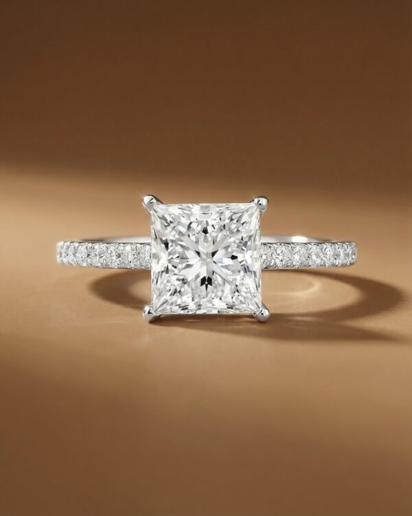 หวนเพชร-Princess-Cut-Hidden-Halo-ด้านข้าง